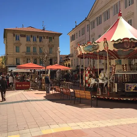 L'orient Palace * Ментона