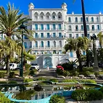 L'orient Palace