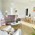 דירה L'orient Palace מנטון