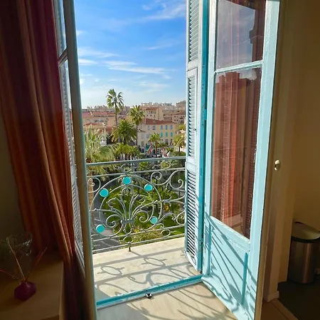 L'orient Palace Apartment