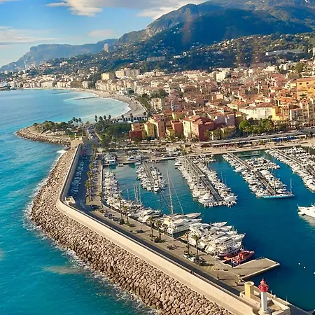 Apartment L'orient Palace *