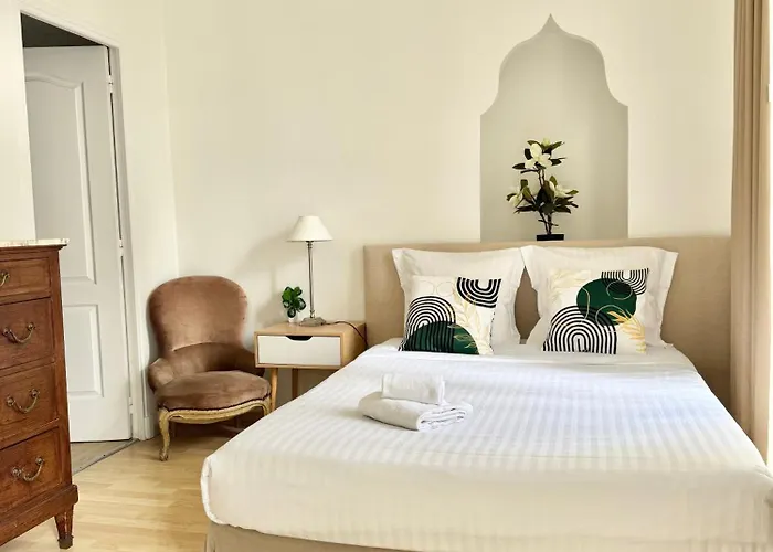 דירה L'orient Palace