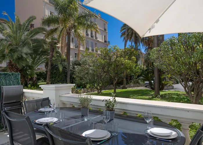 Lejlighed L'orient Palace