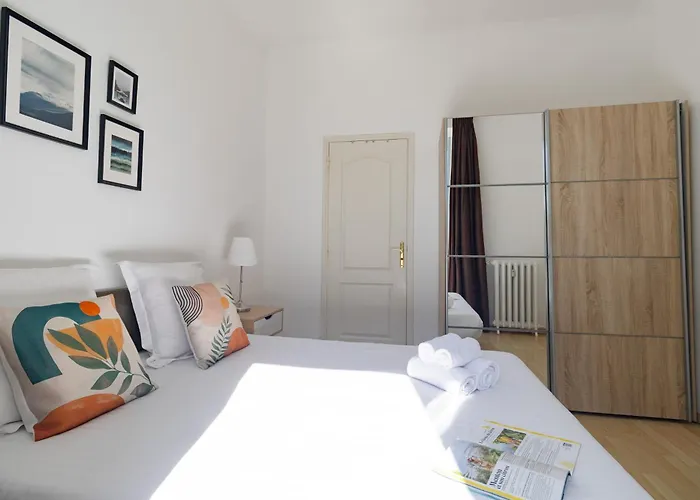 Lejlighed L'orient Palace *